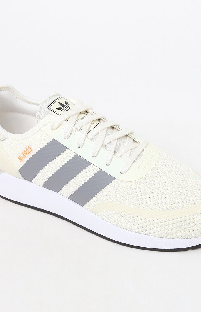 n 5923 adidas