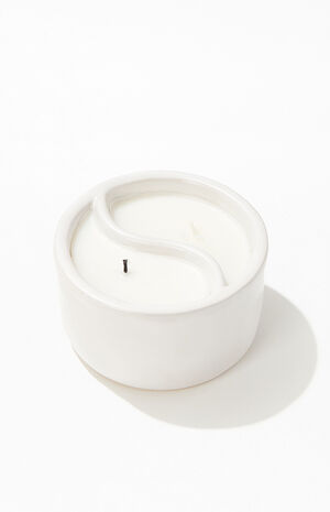 Black Salt Teakwood Candle image number 2