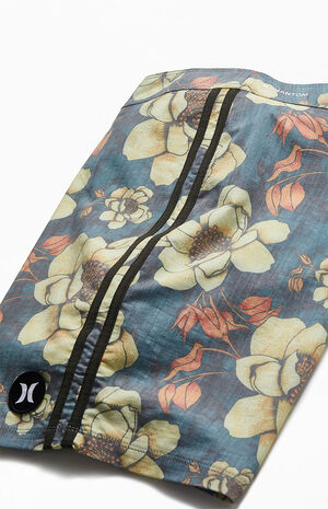 Phantom Naturals Tailgate 18" Boardshorts image number 4