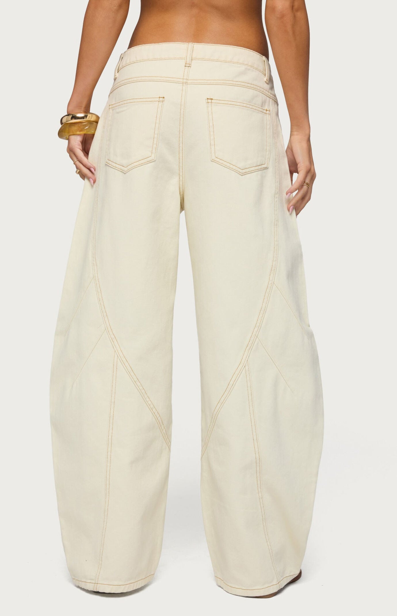 Edikted Gili Contrast Stitched Barrel Jeans