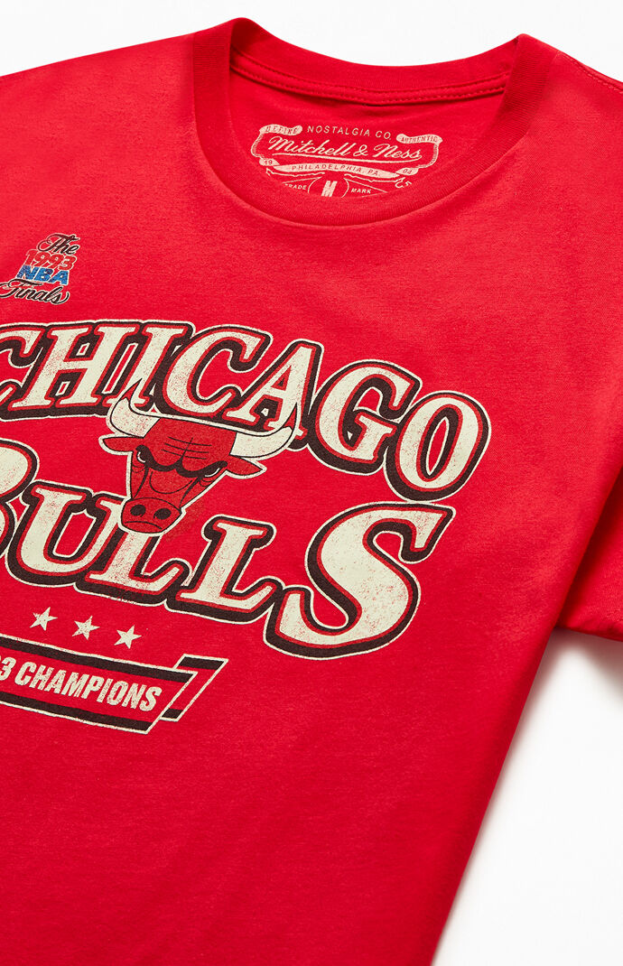 mitchell and ness bulls t shirt