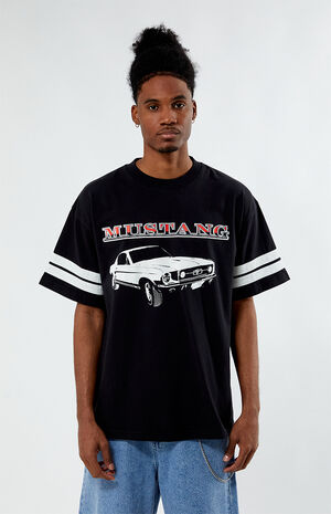 Mustang Oversized T-Shirt image number 1
