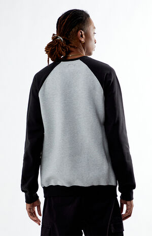 Raglan Crew Neck Sweatshirt image number 4