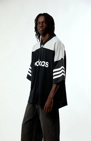 Adicolor Black Oversized Football Jersey image number 3