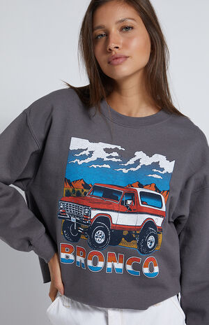 Bronco Cropped Crew Neck Sweatshirt image number 2