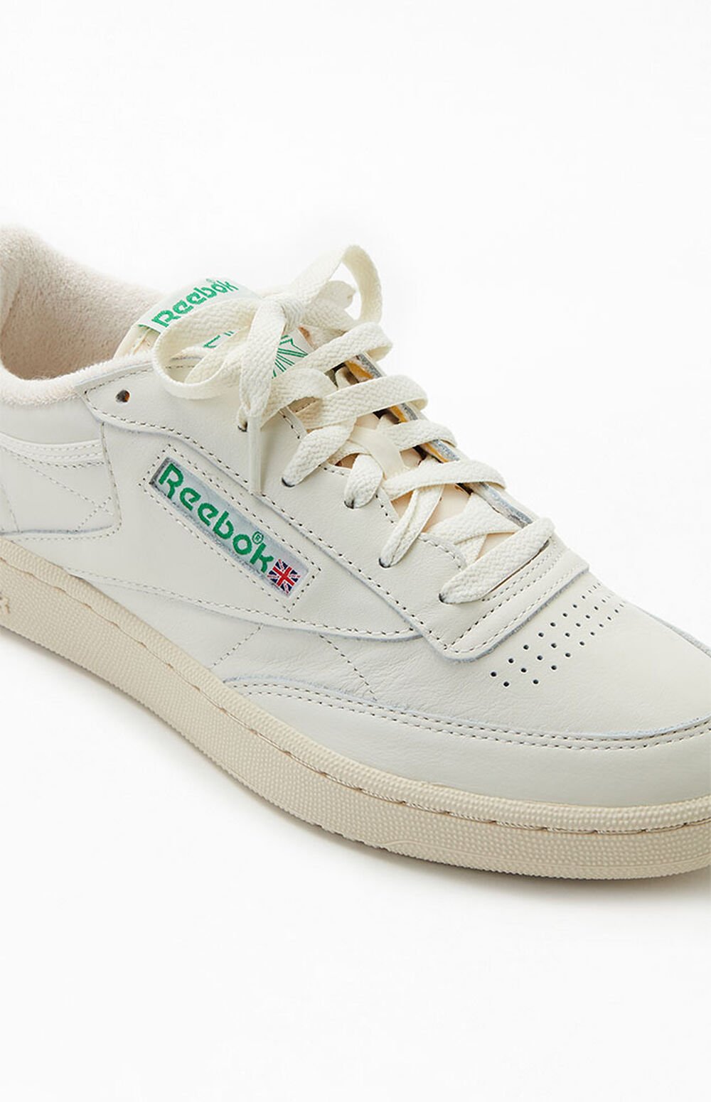 reebok off white club c 85 vintage shoes