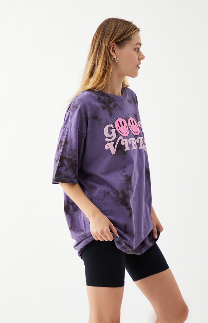 Smile Good Vibes T-Shirt
