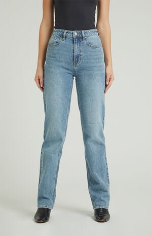 Stretch Medium Indigo '90s Boyfriend Jeans image number 3