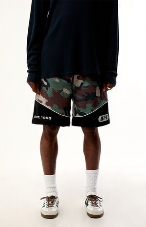 Camo Panel Mesh Shorts image number 2