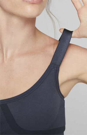 x Vogue Navy Seamless Sports Bra image number 4