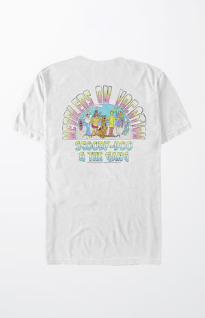 Scooby Do Beach Pocket T-Shirt Scooby Do Beach Pocket T-Shirt image number null