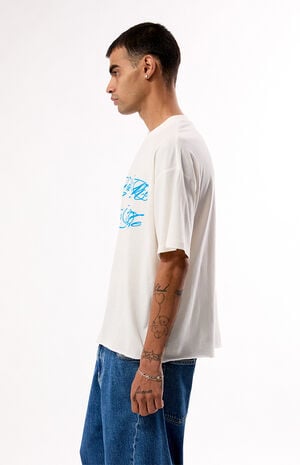 Desire Adore T-Shirt image number 3