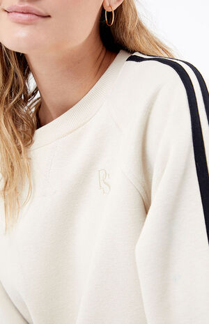 Sporty Raglan Crew Neck Sweatshirt image number 3