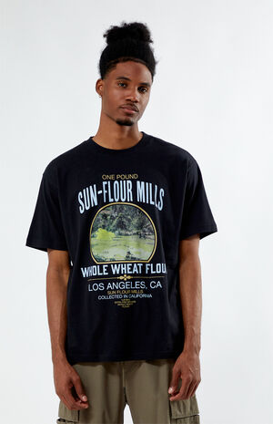 Black Mills T-Shirt image number 1