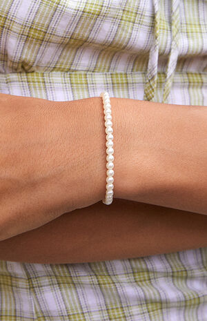 Pearl Bracelet image number 1