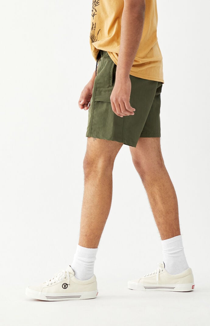 Response Belted Shorts