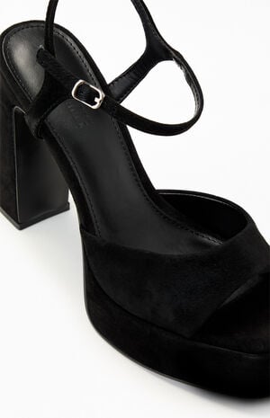 Women's Liandra Suede High Heels image number 6