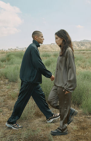 Eco Charmeuse Half-Zip Jacket image number 3