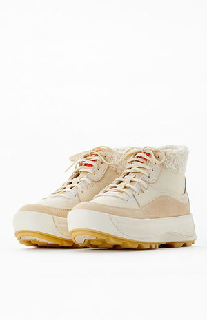 Women's ONA 503 Mid Cozy Boots image number 2