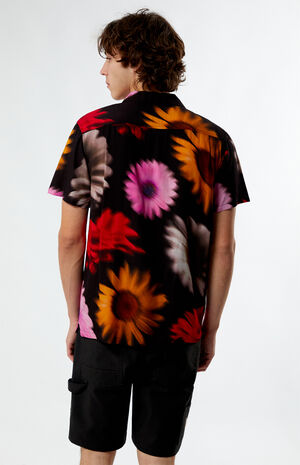 Pushing Daisies Woven Camp Shirt image number 4
