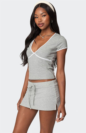 Alicia Contrast V Neck Top image number 3