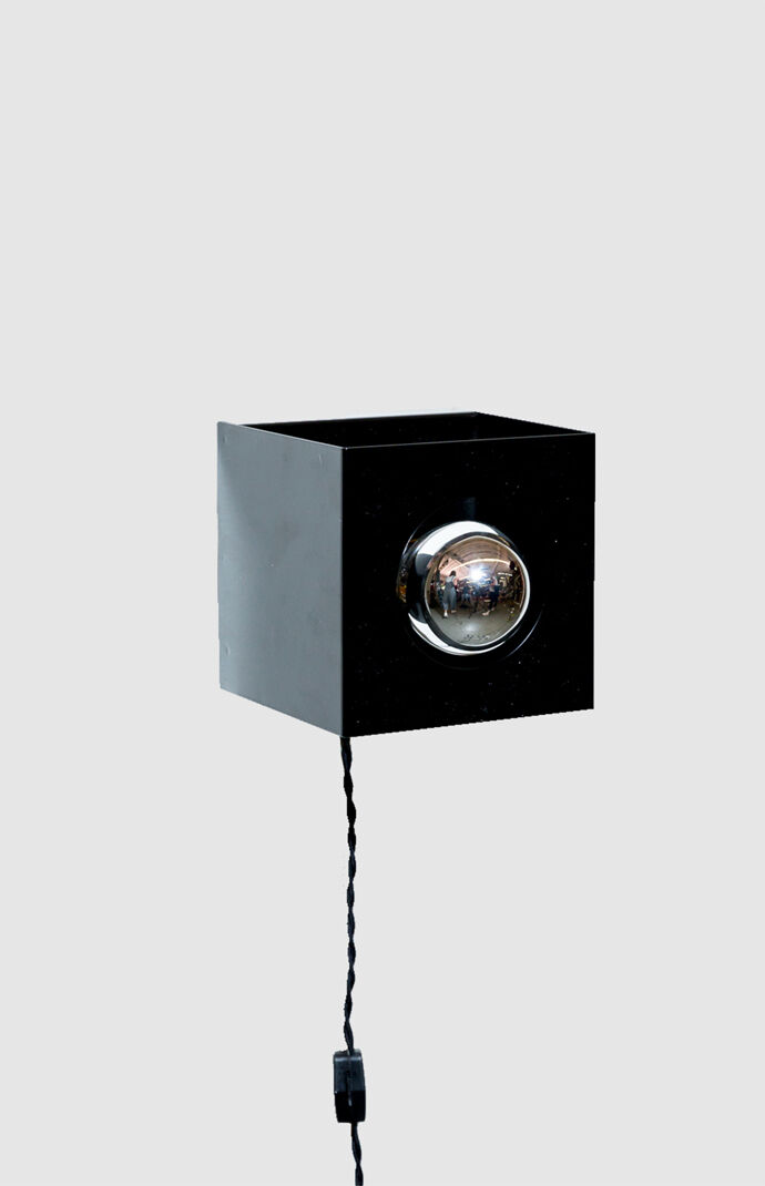 Black Cube Light