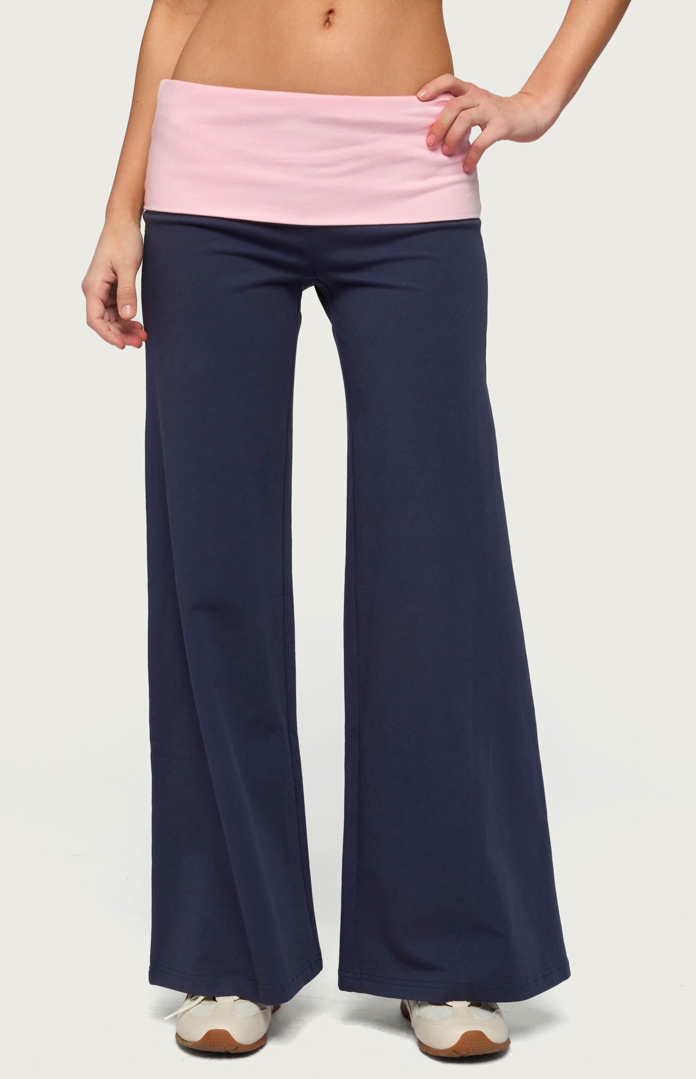 Edikted Petite Wide Leg Contrast Foldover Pants