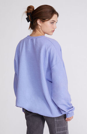 oversized crewneck sweatshirt