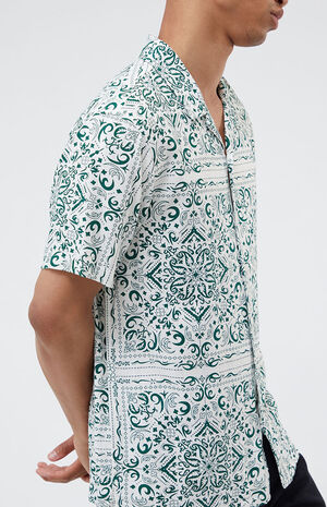 Green Bandana Resort Shirt image number 2