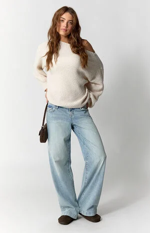 Kaia Ultimate Low Rise Baggy Jeans Button Pocket Light Blue image number 6
