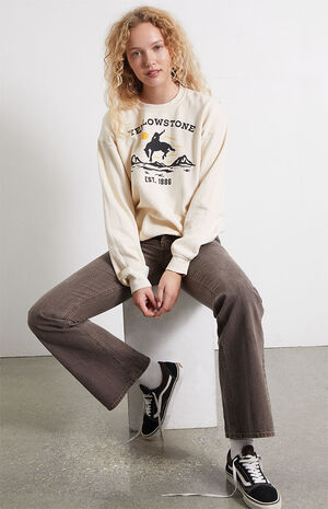 Yellowstone Sunset Crew Neck Sweatshirt image number 4