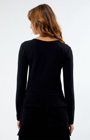 Long Sleeve V-Neck T-Shirt image number 3