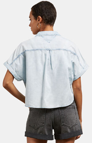 Sunday Strut Short Sleeve Button Down Shirt image number 2