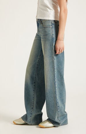 Casey Low Rise Baggy Jeans Medium Blue Tint image number 3