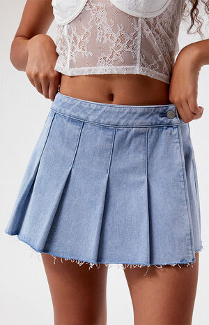 Mid Rise Pleated Denim Mini Skirt image number 2