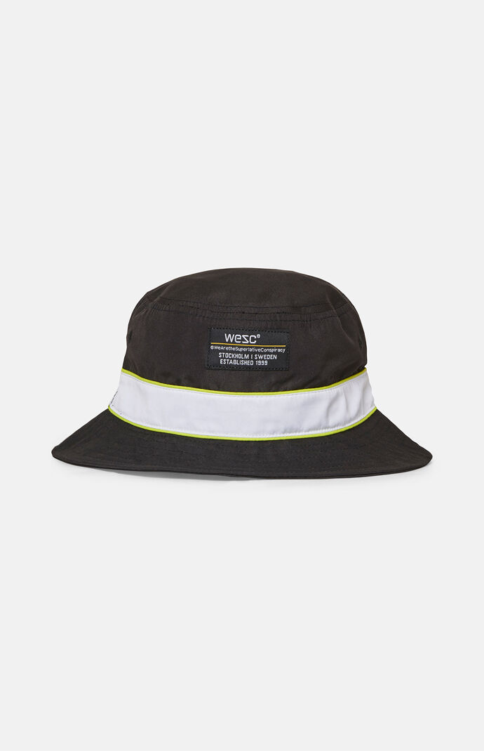Packable Piped Bucket Hat