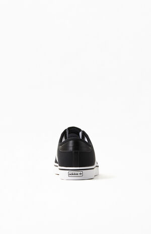 Black & White Seeley Shoes image number 3