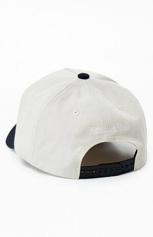 NCAA Austin Texas Longhorns Pinch Snapback Hat image number 4