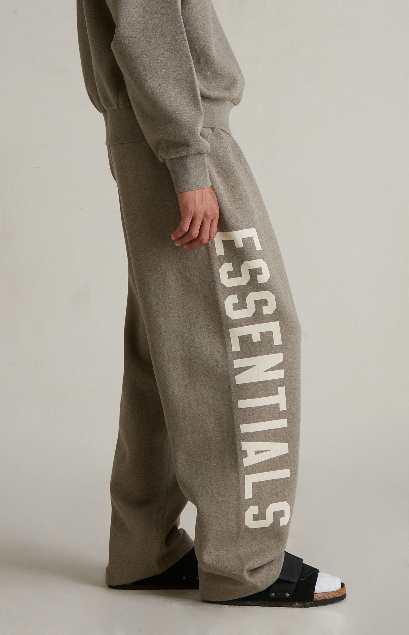 FEAR OF GOD Essentials 希少パンツ リックオウエンス Fear of God ESSENTIALS Homestead Heather Lounge Fleece Baggy