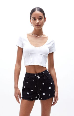 Eco Daisy Embroidered High Waisted Denim Festival Shorts image number 5