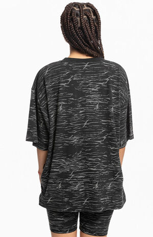 x Stranger Things Organic Lovers Lake T-Shirt image number 2