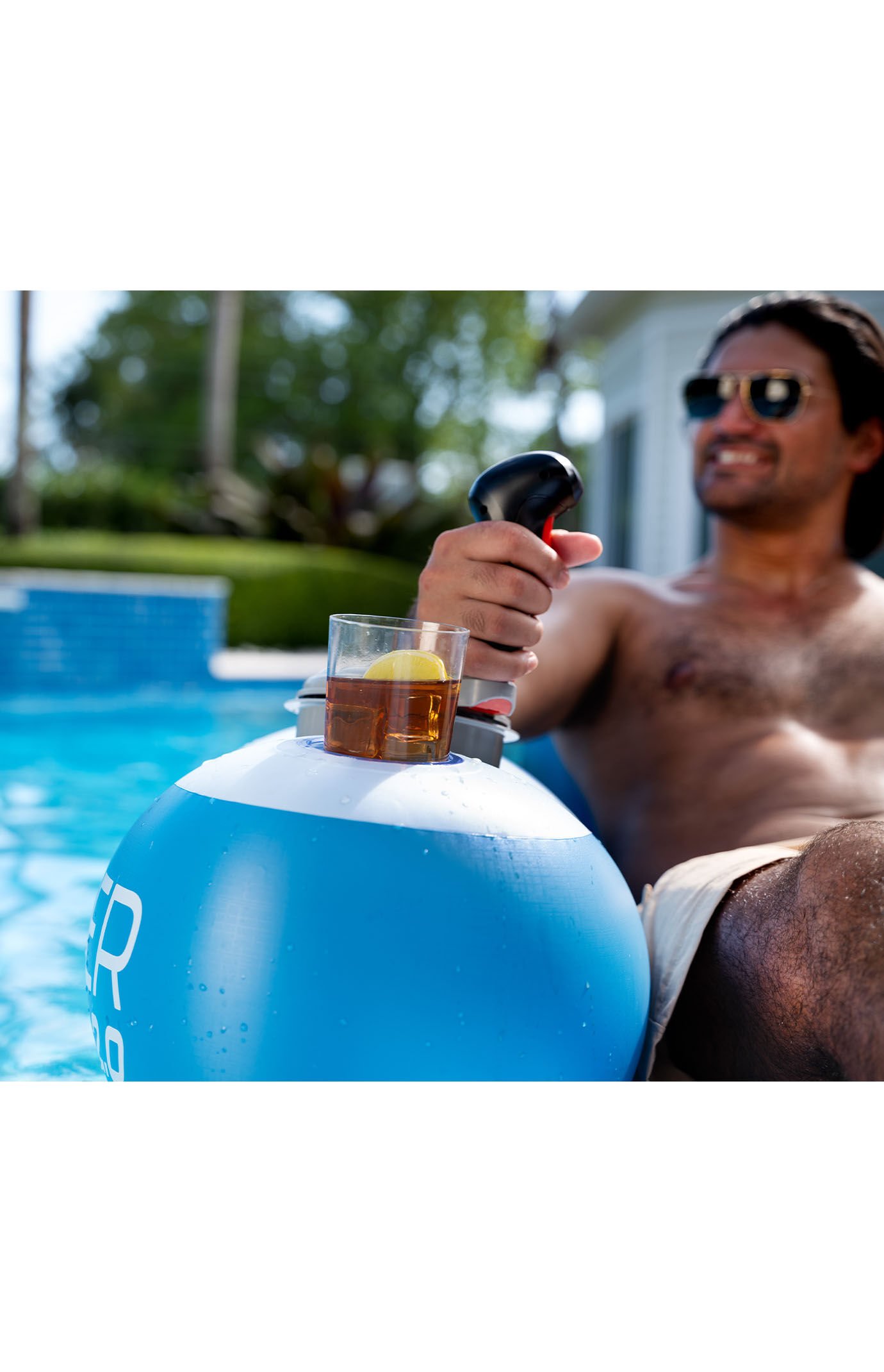 PoolCandy Splash Runner Pro 2.0 12V Motorized Luxury Pool Lounger PacSun