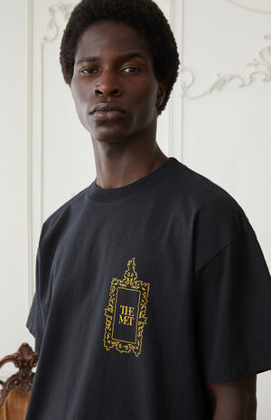 x Pacsun Looking Glass T-Shirt image number 4