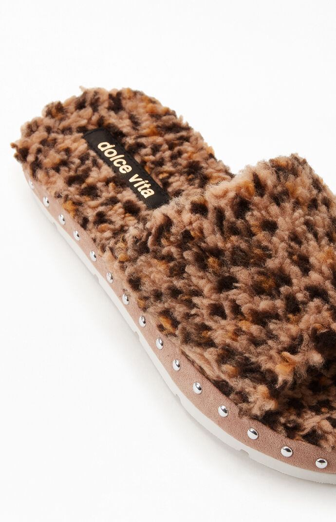 Dolce vita sales mochi slippers