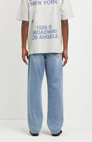 Logan Relaxed Straight Jeans Light Blue image number 4