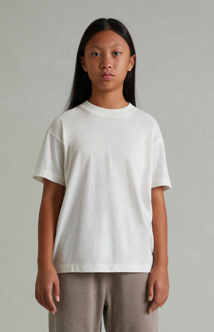 Fear of God ESSENTIALS Kids Ivory Classic Embroidered Short Sleeve T-Shirt