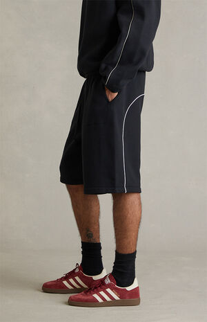 Vintage Black Active Trace Relaxed Sweat Shorts image number 4