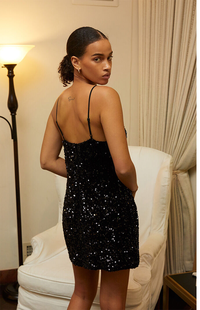 Kendall jenner hotsell sparkly mini dress