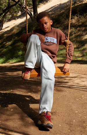 Chenille Patch Evergreen Sweatshirt image number 4