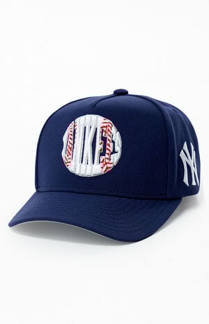 MBL NY Yankees Pinch Snapback Hat image number 3